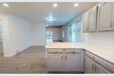 W351N5464  Lake Dr, Lac La Belle, WI 53066 - Photo 48