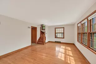 N72W14274 Good Hope Rd, Menomonee Falls, WI 53051 - Photo 6