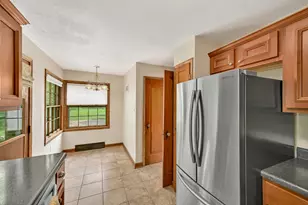 N72W14274 Good Hope Rd, Menomonee Falls, WI 53051 - Photo 12