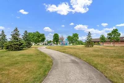 2905  Tanglewood Dr, Waukesha, WI 53189 - Photo 2