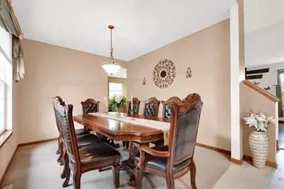 2905  Tanglewood Dr, Waukesha, WI 53189 - Photo 6