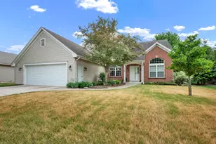 2905 Tanglewood Dr, Waukesha, WI 53189 - Photo 36