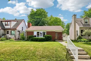 2406 S 79th St, West Allis, WI 53219 - Photo 2