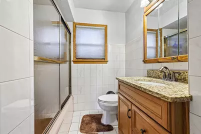 2406 S 79th St, West Allis, WI 53219 - Photo 20
