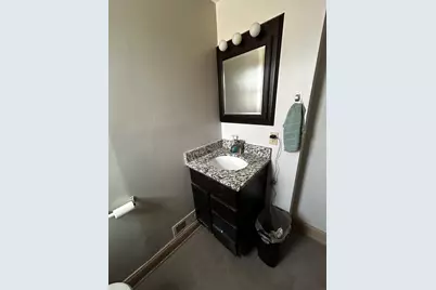 1817 N Humboldt Ave #1838 N Humboldt, Milwaukee, WI 53202 - Photo 28