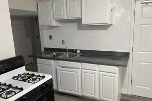 1817 N Humboldt Ave, Milwaukee, WI 53202 - Photo 16