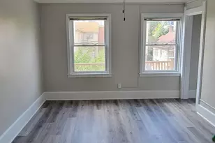 1817 N Humboldt Ave, Milwaukee, WI 53202 - Photo 10