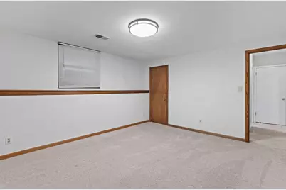 W271N4780  Greenhill Ct, Pewaukee, WI 53072 - Photo 30