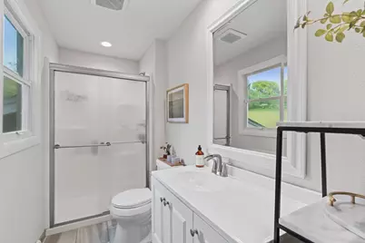 W271N4780  Greenhill Ct, Pewaukee, WI 53072 - Photo 18