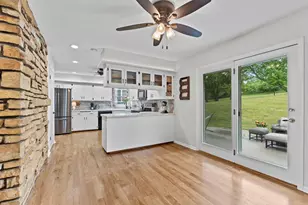 W271N4780 Greenhill Ct, Pewaukee, WI 53072 - Photo 10