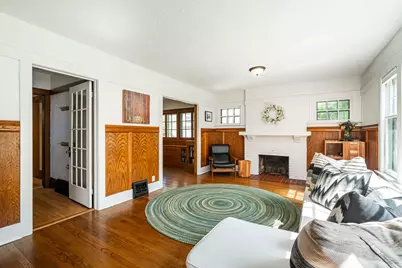 3033 N Murray Ave, Milwaukee, WI 53211 - Photo 4