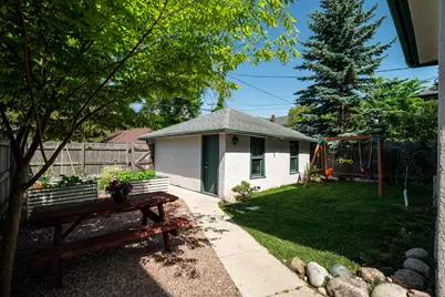 3033 N Murray Ave, Milwaukee, WI 53211 - Photo 38