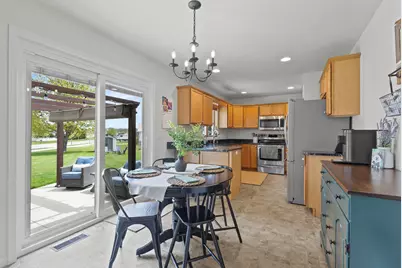W6484  Brandon Ct, Greenville, WI 54942 - Photo 8