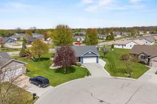 W6484 Brandon Ct, Greenville, WI 54942 - Photo 34