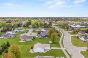 W6484 Brandon Ct, Greenville, WI 54942 - Photo 40