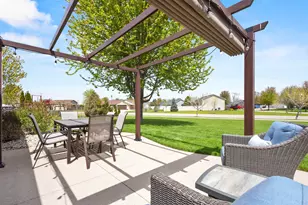 W6484 Brandon Ct, Greenville, WI 54942 - Photo 32