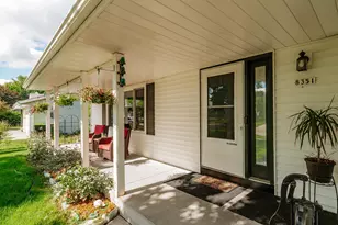 8351 S Deer Ridge Pass, Oak Creek, WI 53154 - Photo 6