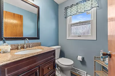 1923  Cliff-Alex Ct, Waukesha, WI 53189 - Photo 16
