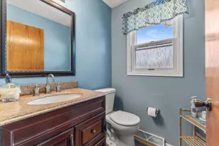 1923 Cliff-Alex Ct, Waukesha, WI 53189 - Photo 16
