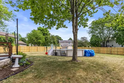 1923  Cliff-Alex Ct, Waukesha, WI 53189 - Photo 36