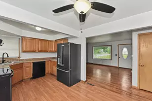 7400 W Melvina St, Milwaukee, WI 53216 - Photo 10