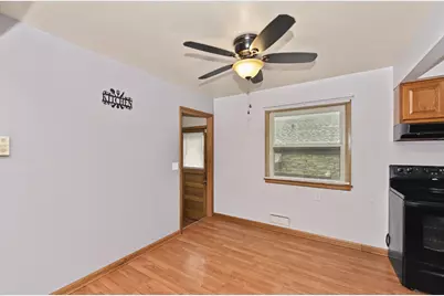 7400 W Melvina St, Milwaukee, WI 53216 - Photo 8