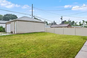 7400 W Melvina St, Milwaukee, WI 53216 - Photo 26
