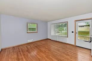 7400 W Melvina St, Milwaukee, WI 53216 - Photo 4
