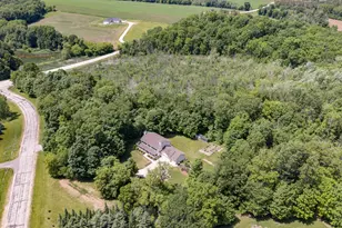 5674 Deer Wood Ln, Wayne, WI 53010 - Photo 58