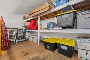 6318 Cedar St, Wauwatosa, WI 53213 - Photo 30