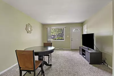 1712  87th St, Kenosha, WI 53143 - Photo 8