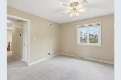 9223 W Wyndham Hills Ct, Franklin, WI 53132 - Photo 44
