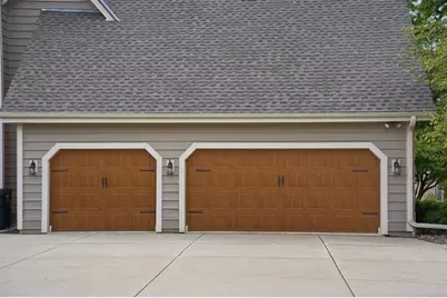 9223 W Wyndham Hills Ct, Franklin, WI 53132 - Photo 64