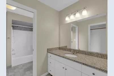 9223 W Wyndham Hills Ct, Franklin, WI 53132 - Photo 40