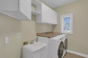 9223 W Wyndham Hills Ct, Franklin, WI 53132 - Photo 18