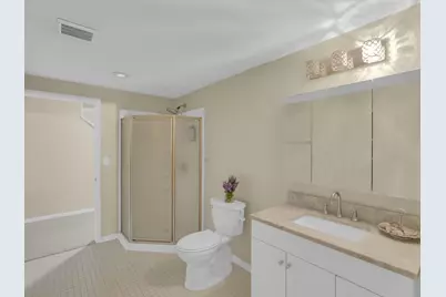 9223 W Wyndham Hills Ct, Franklin, WI 53132 - Photo 50