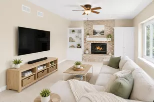 9223 W Wyndham Hills Ct, Franklin, WI 53132 - Photo 12
