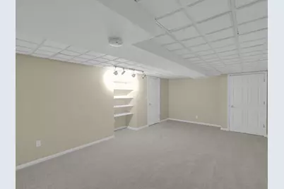 9223 W Wyndham Hills Ct, Franklin, WI 53132 - Photo 56