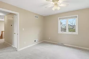 9223 W Wyndham Hills Ct, Franklin, WI 53132 - Photo 40