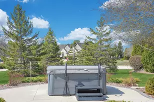9223 W Wyndham Hills Ct, Franklin, WI 53132 - Photo 52
