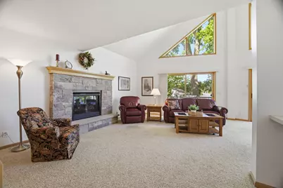 2146 N Point Comfort Rd, Black Wolf, WI 54902 - Photo 8