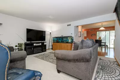 6941 W Glenbrook Rd #3, Milwaukee, WI 53223 - Photo 4