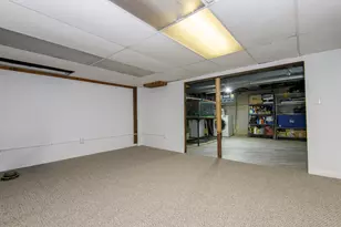 6941 W Glenbrook Rd, Milwaukee, WI 53223 - Photo 28
