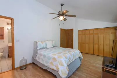 6941 W Glenbrook Rd #3, Milwaukee, WI 53223 - Photo 14