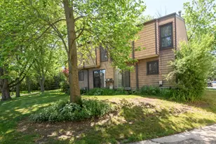 6941 W Glenbrook Rd, Milwaukee, WI 53223 - Photo 30