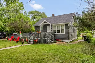 4406 S Nicholson Ave, Saint Francis, WI 53235 - Photo 2