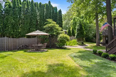 837  Van Slyke Dr, Fontana, WI 53125 - Photo 72