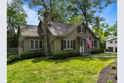 837  Van Slyke Dr, Fontana, WI 53125 - Photo 4