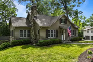 837 Van Slyke Dr, Fontana, WI 53125 - Photo 4
