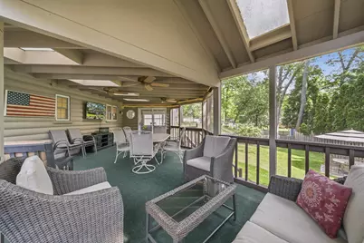 837  Van Slyke Dr, Fontana, WI 53125 - Photo 38